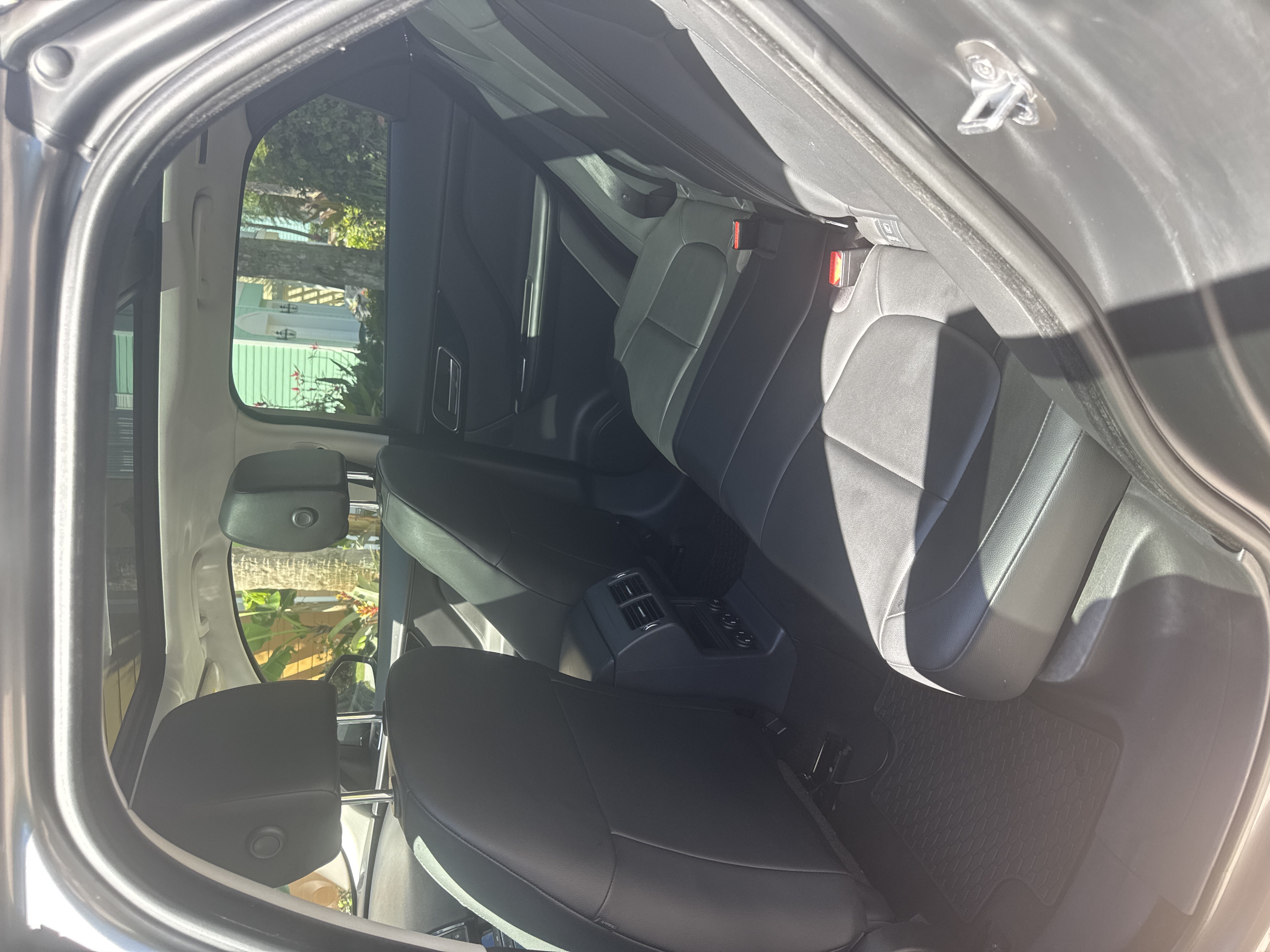 Used 2018 Jaguar F-PACE Premium AWD/4WD image 12