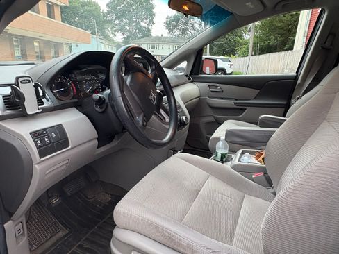 Used 2012 Honda Odyssey EX image 5
