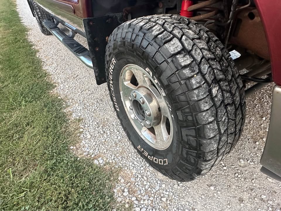 Used 2006 Ford F250 XLT AWD/4WD image 1