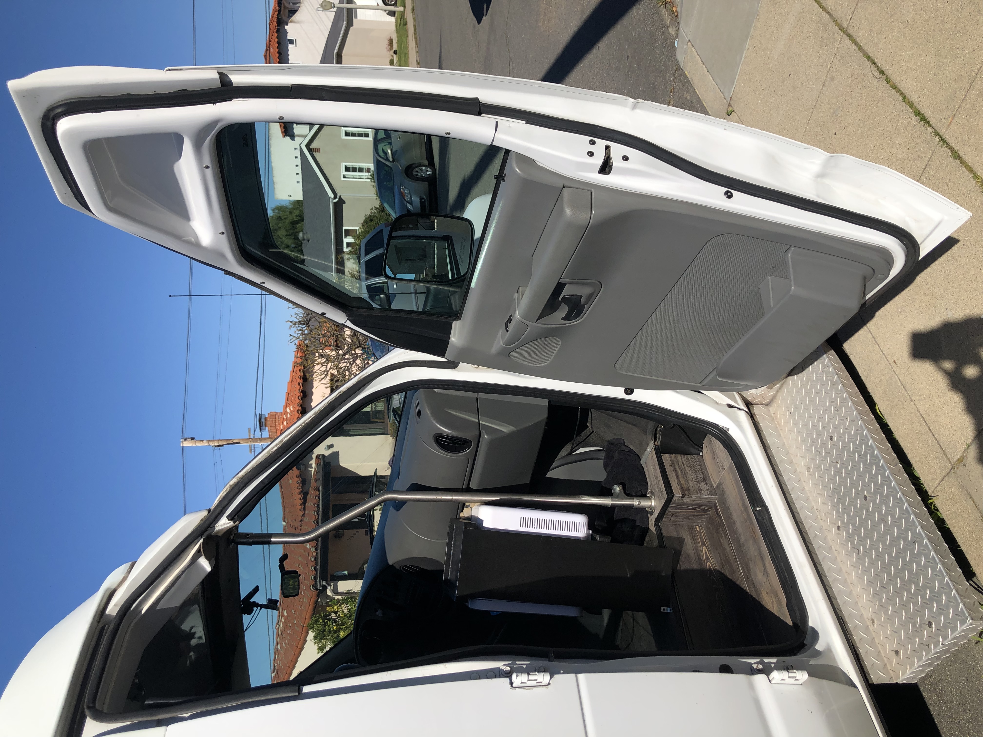 Used 2007 Ford E-350 and Econoline 350 Extended Super Duty RWD image 26