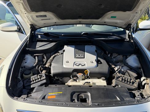 Used 2015 INFINITI Q40 w/ Moonroof Package image 12