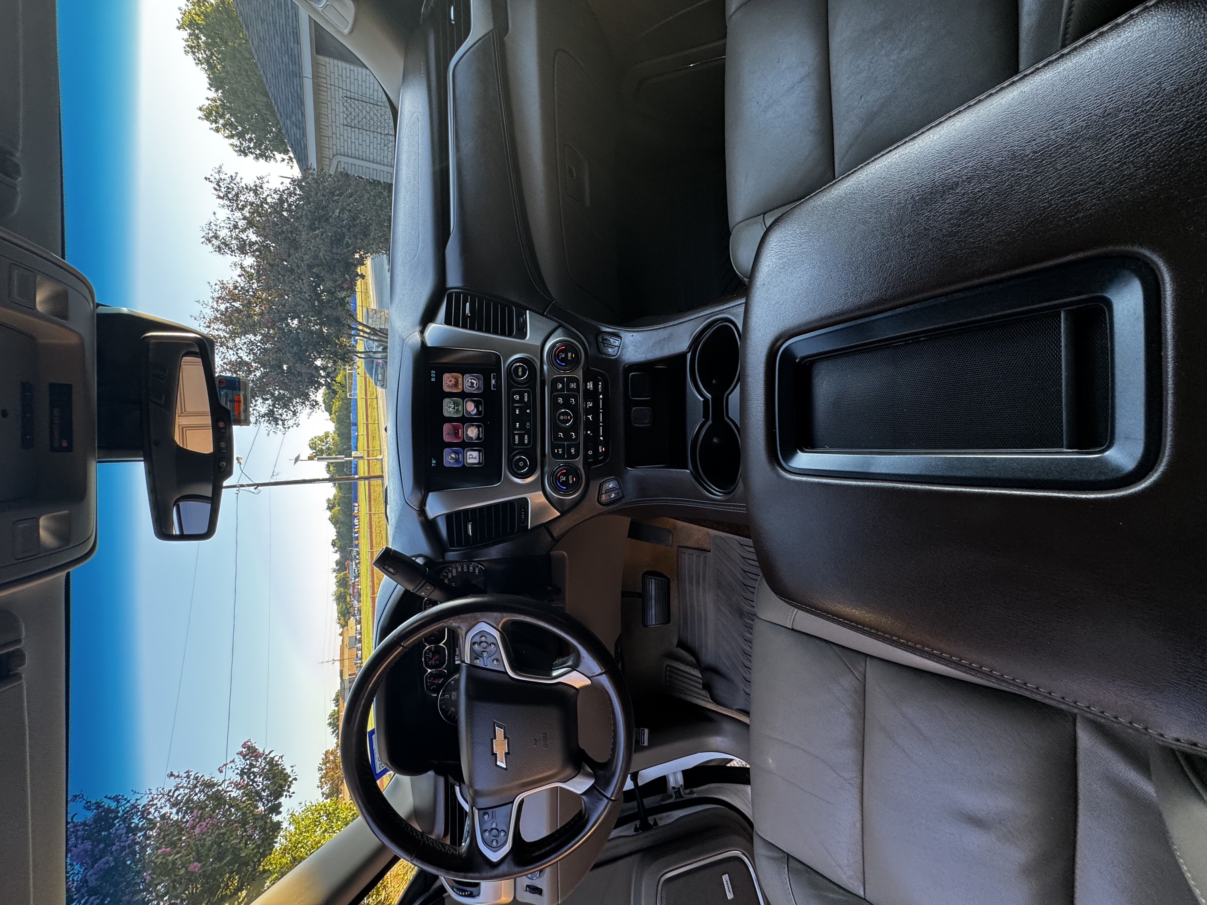 Used 2015 Chevrolet Tahoe LT RWD image 10