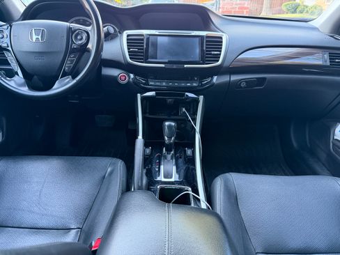 Used 2016 Honda Accord EX-L image 8