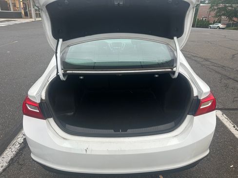 Used 2017 Chevrolet Malibu LS FWD image 6