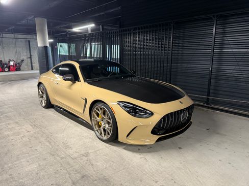 Used 2025 Mercedes-Benz AMG GT 63 image 2