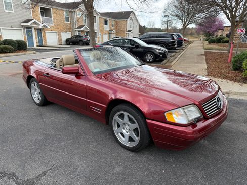 Used 1997 Mercedes-Benz SL 500 image 9