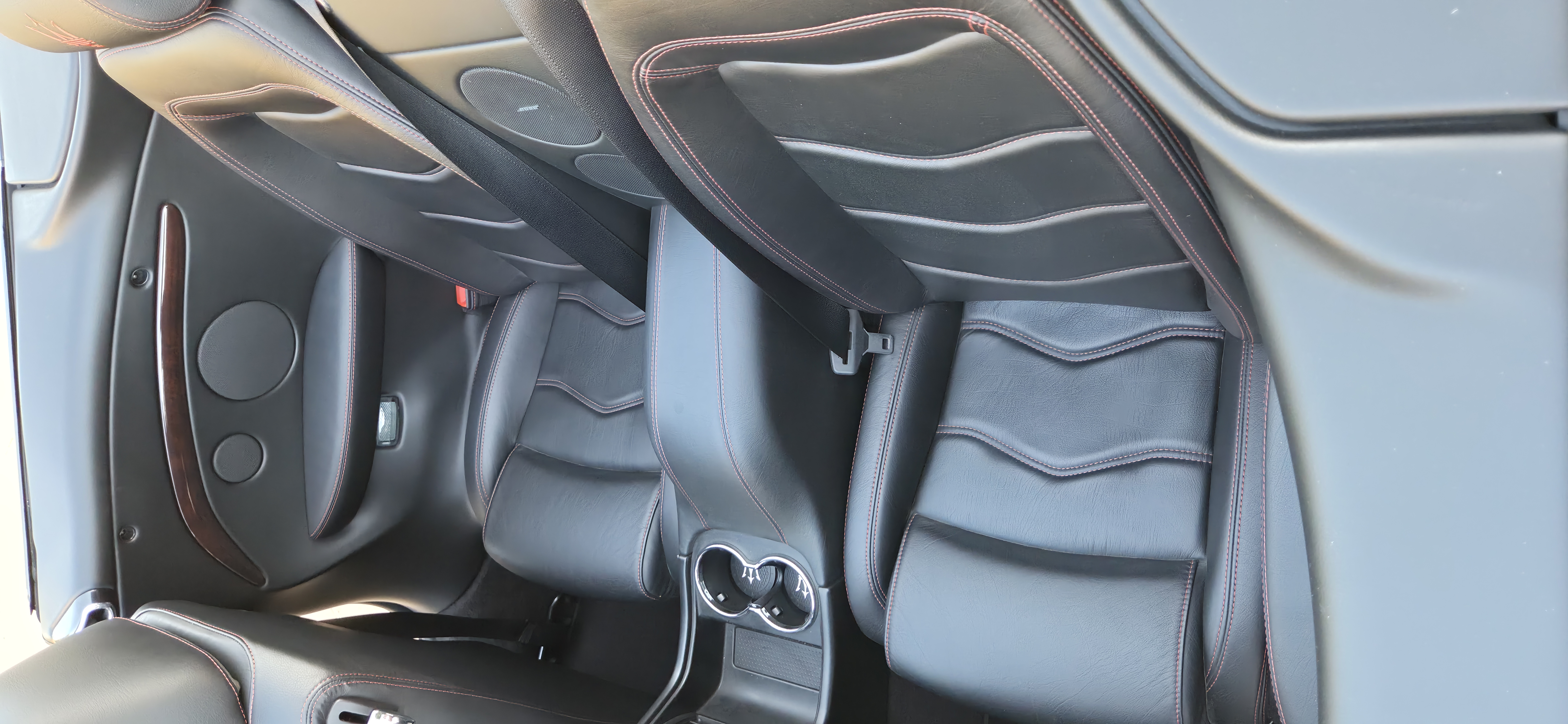 Used 2015 Maserati GranTurismo Convertible RWD image 26