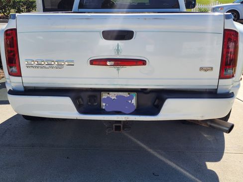 Used 2004 Dodge Ram 3500 Truck SLT w/ Sport Appearance Group image 10