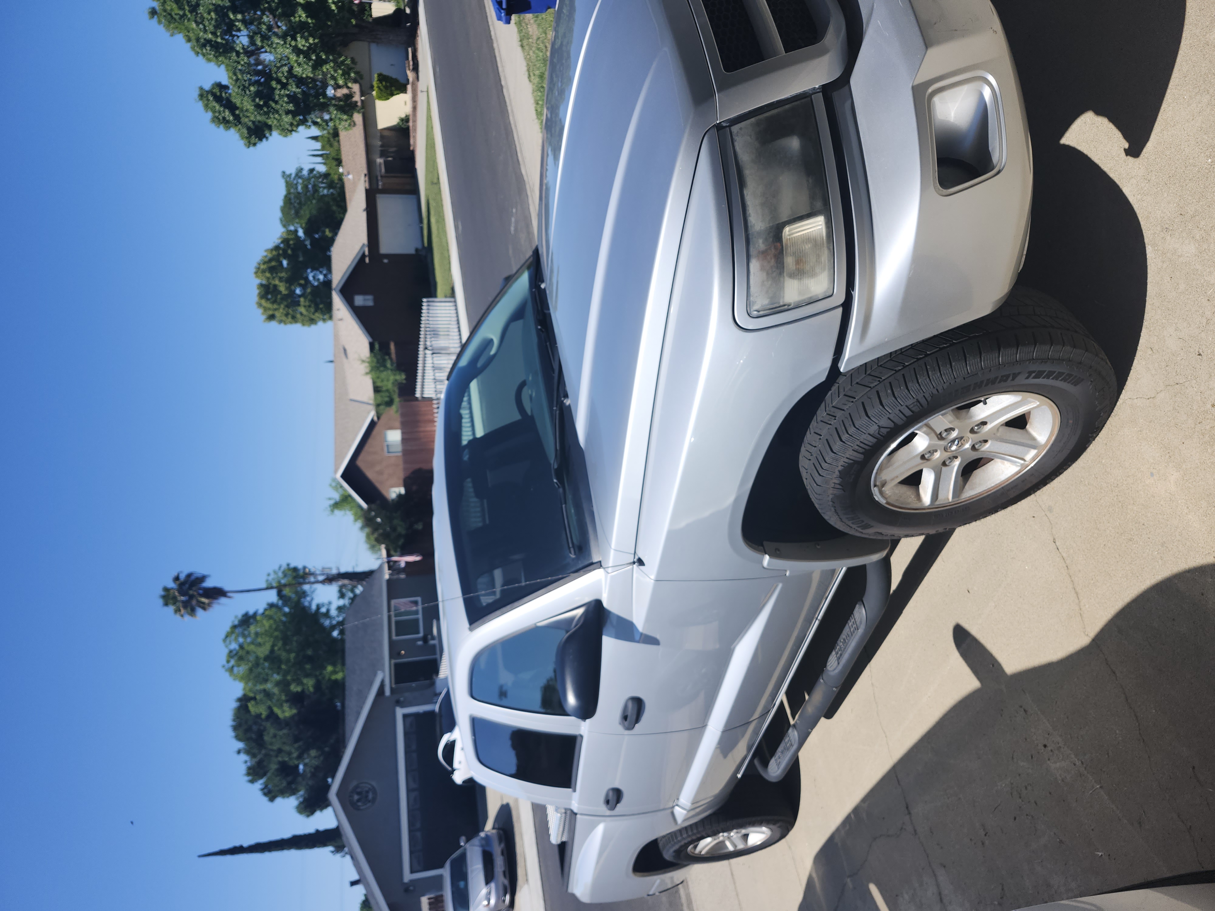 Used 2009 Dodge Dakota Big Horn RWD image 1