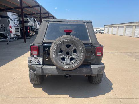 Used 2009 Jeep Wrangler Unlimited X image 5