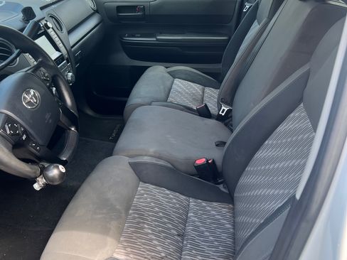 Used 2018 Toyota Tundra SR AWD/4WD image 11