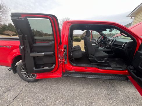 Used 2016 Ford F150 XLT w/ Equipment Group 301A Mid image 8