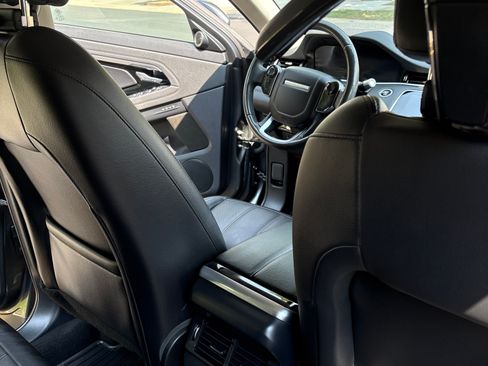 Used 2020 Land Rover Range Rover Evoque SE AWD/4WD image 9