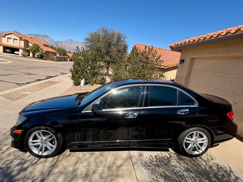 Used 2014 Mercedes-Benz C 250 Sedan image 6