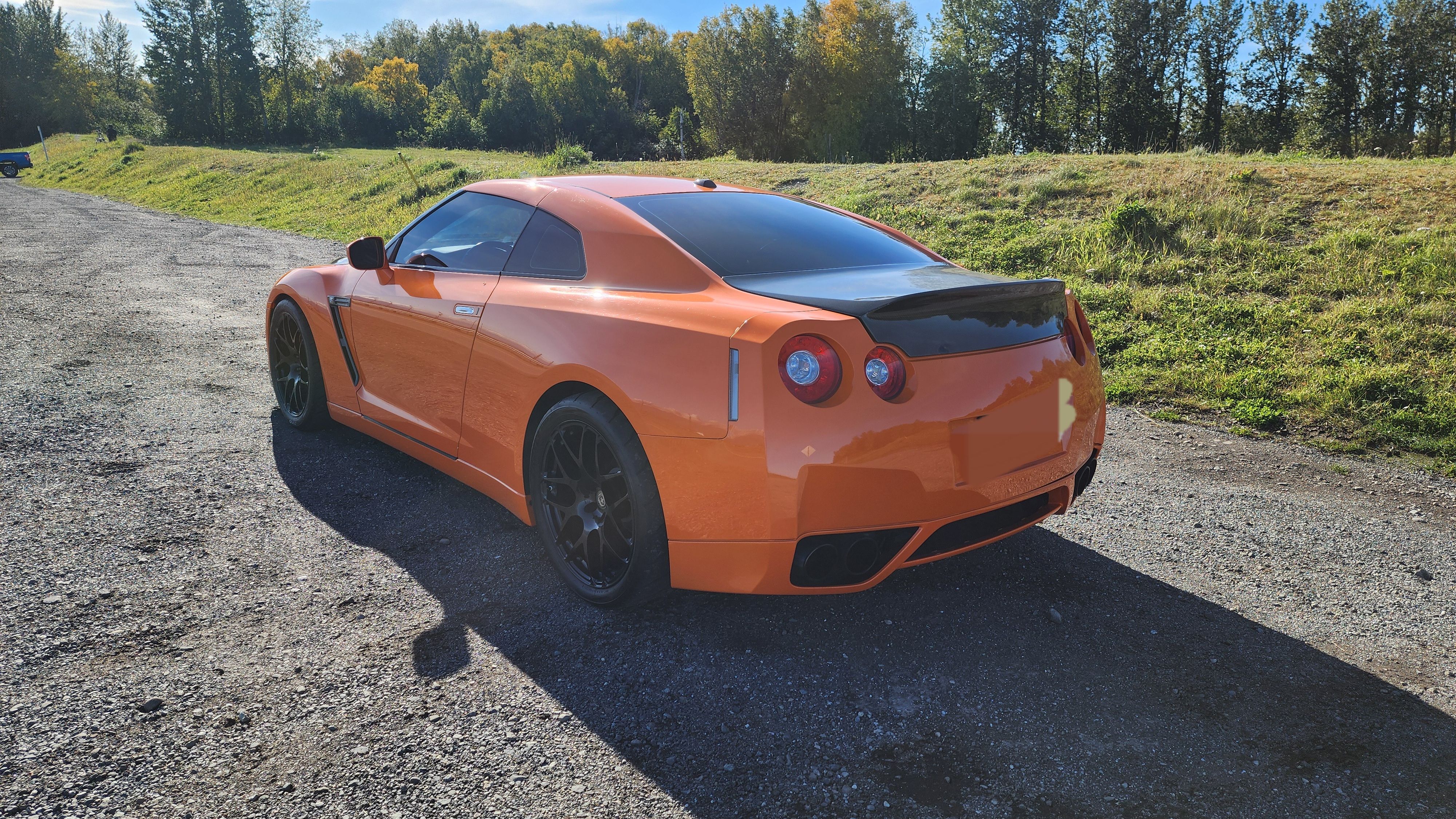 Used 2009 Nissan GT-R Premium AWD/4WD image 8