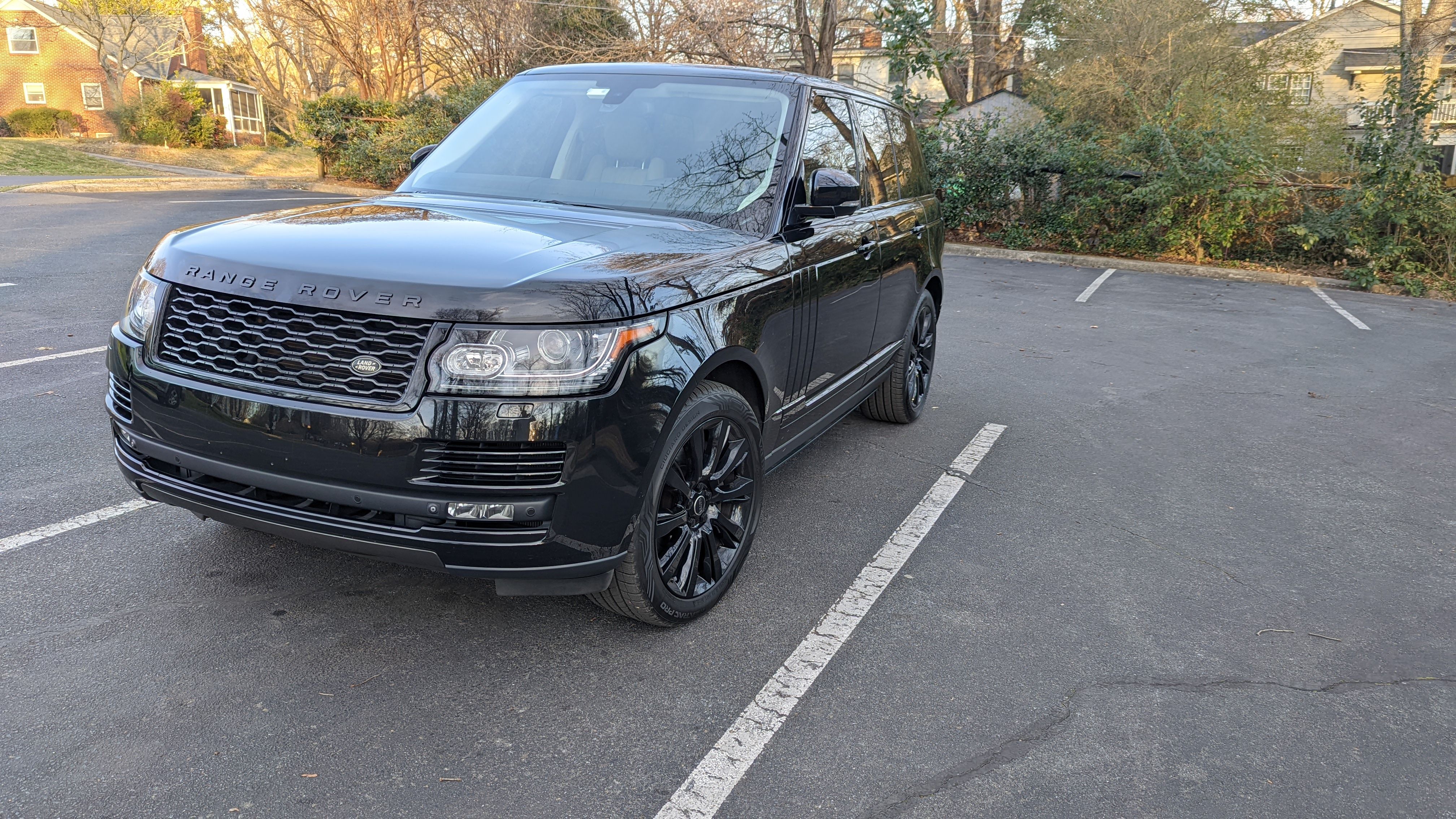 Used 2015 Land Rover Range Rover Supercharged AWD/4WD image 4