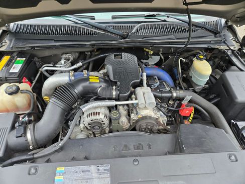 Used 2002 Chevrolet Silverado 2500 LS w/ Electrical Convenience Pkg image 8