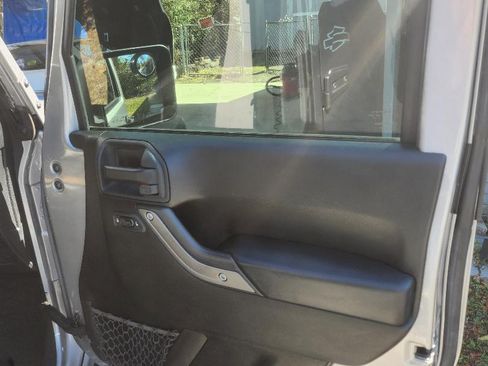 Used 2017 Jeep Wrangler Unlimited Sport w/ Quick Order Package 24S image 17