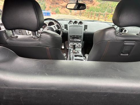 Used 2004 Nissan 350Z Touring w/ Cargo Convenience Pkg RWD image 12
