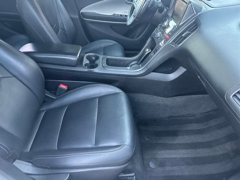 Used 2014 Chevrolet Volt Premium w/ Premium Trim Package image 21