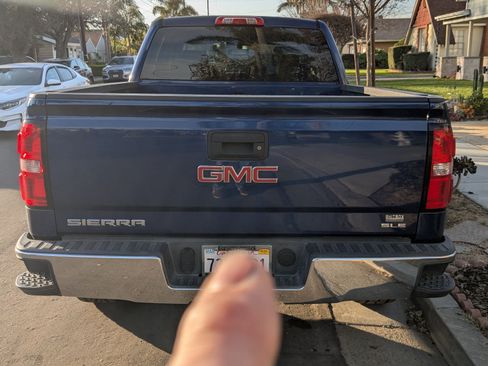 Used 2014 GMC Sierra 1500 SLE w/ SLE Value Package image 4