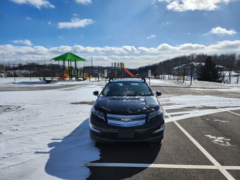 Used 2012 Chevrolet Volt Premium w/ Premium Trim Package image 6