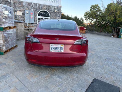 Used 2019 Tesla Model 3 Long Range image 10