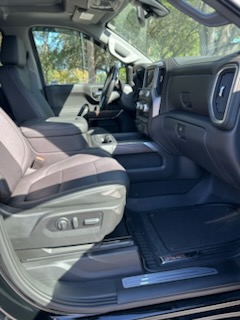Used 2022 GMC Sierra 1500 SLT w/ SLT Premium Plus Package AWD/4WD image 11