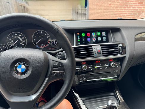 Used 2017 BMW X3 sDrive28i RWD image 11