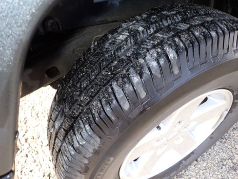 Used 2015 Jeep Wrangler Sport image 10