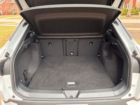 Used 2022 Volkswagen ID.4 Pro S image 14