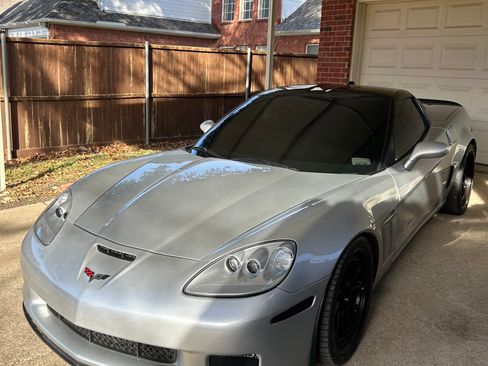 Used 2012 Chevrolet Corvette Grand Sport w/ 3LT Preferred Equipment Group image 5