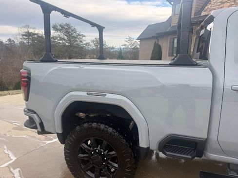 Used 2024 GMC Sierra 2500 AT4 w/ AT4 Premium Plus Package image 10