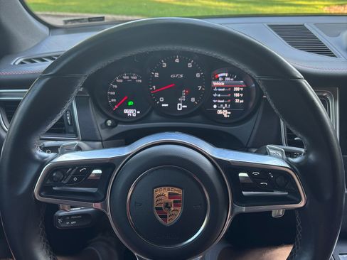 Used 2017 Porsche Macan GTS AWD/4WD image 4