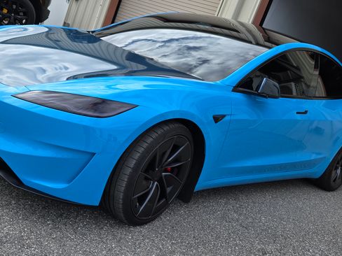 Used 2024 Tesla Model 3 Performance image 2