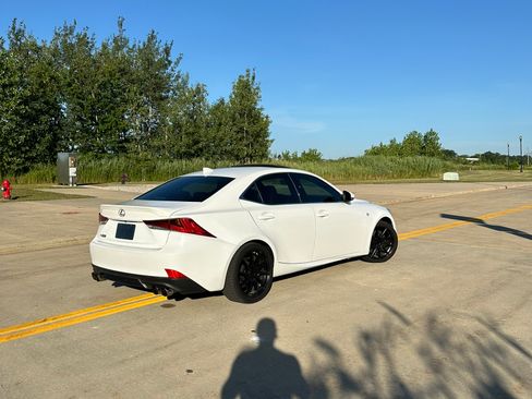 Used 2017 Lexus IS 300 F Sport w/ F Sport Package AWD/4WD image 6