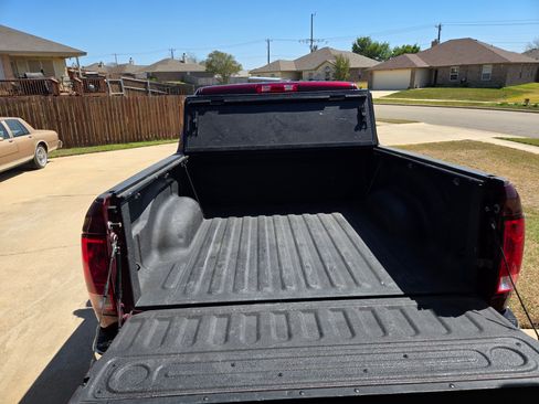 Used 2016 RAM 1500 Lone Star image 10