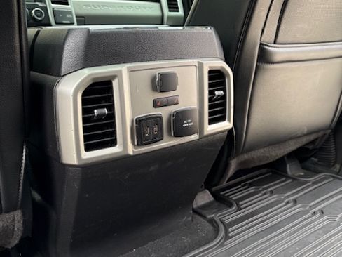 Used 2018 Ford F250 Lariat w/ Lariat Ultimate Package image 15