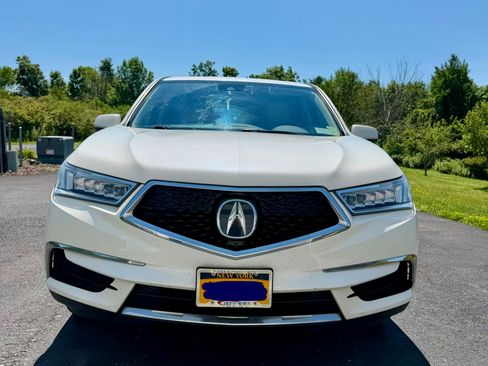 Used 2017 Acura MDX SH-AWD image 2