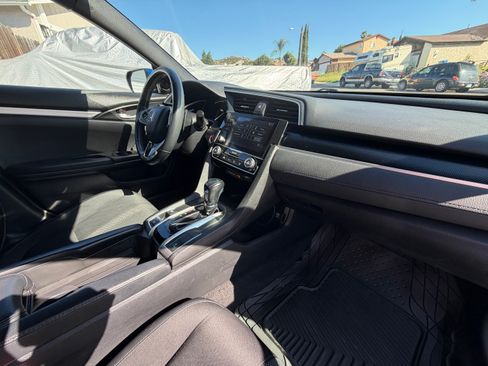 Used 2020 Honda Civic Sport image 15