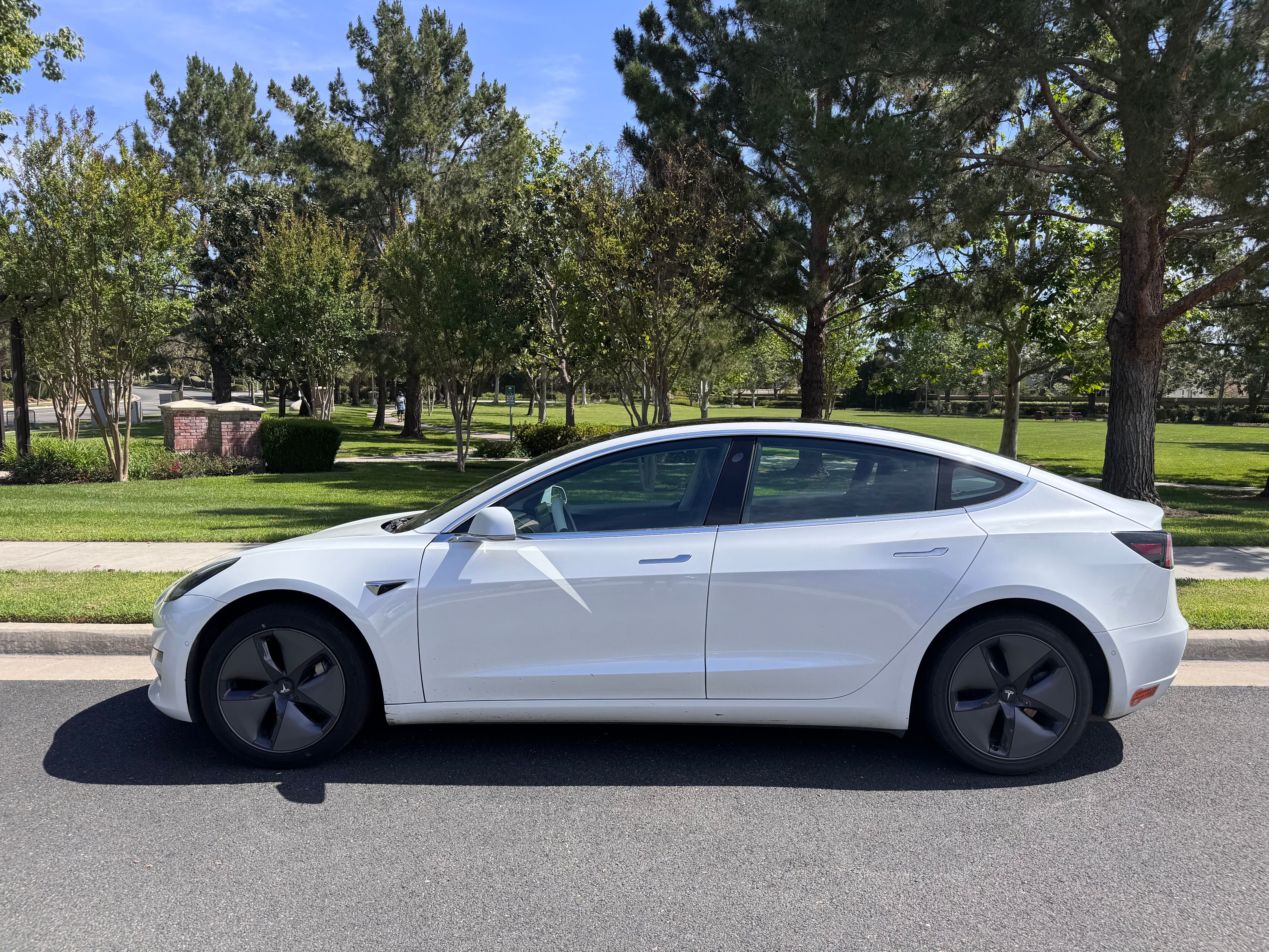 Used 2020 Tesla Model 3 RWD image 5