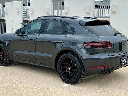 Used 2018 Porsche Macan GTS image 12