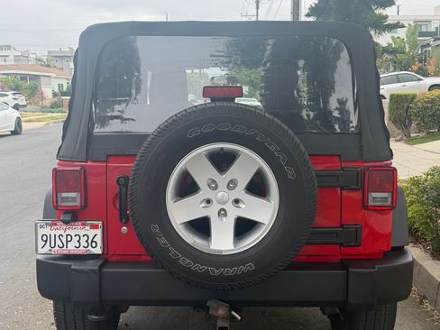 Used 2011 Jeep Wrangler Sport AWD/4WD image 6