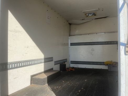 Used 2013 Chevrolet Express 3500 image 2