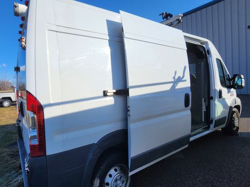 Used 2017 RAM ProMaster 2500 image 1