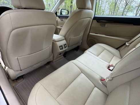 Used 2015 Lexus ES 350 w/ Premium Package FWD image 15