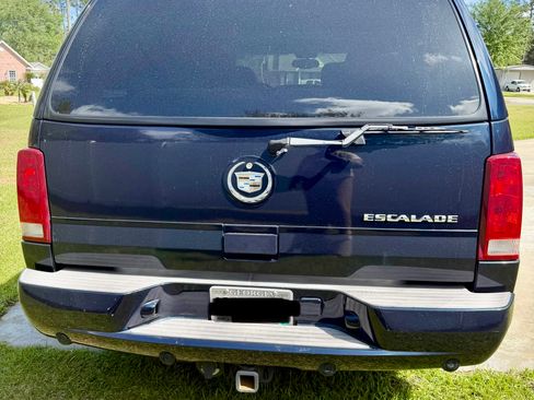Used 2004 Cadillac Escalade 2WD image 5