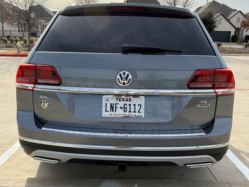 Used 2019 Volkswagen Atlas SEL Premium image 9