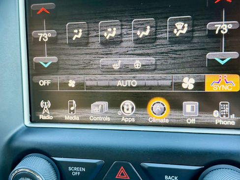 Used 2014 Jeep Grand Cherokee Limited AWD/4WD image 13
