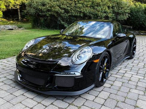 Used 2015 Porsche 911 GT3 image 4